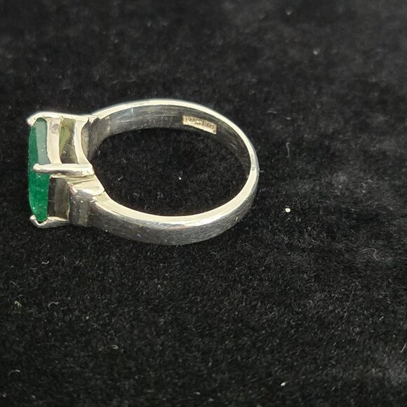 Chrysoprase stone and silver ring - Picture 6 of 14